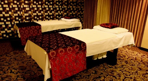 Ramada Plaza Karachi Airport Hotel image 11
