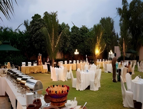 Ramada Plaza Karachi Airport Hotel image 3